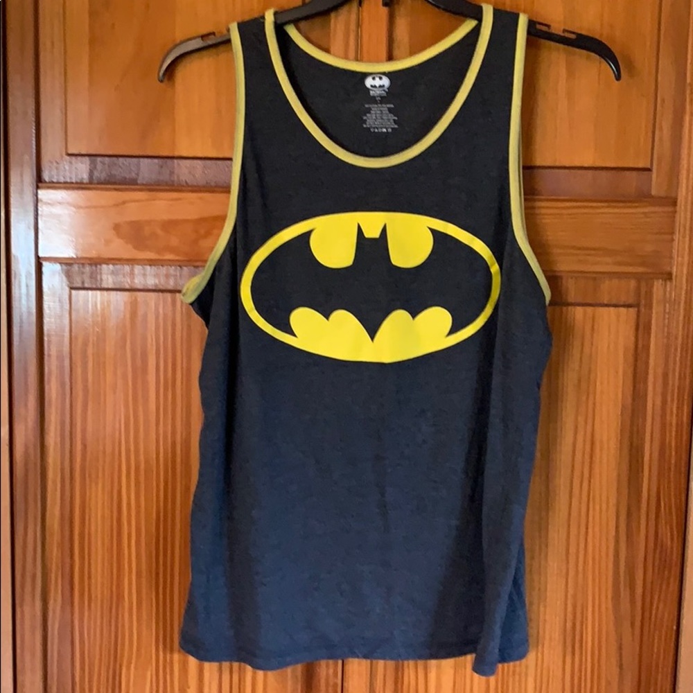 D C Comics Black Tank Size L GUC - Picture 1 of 4